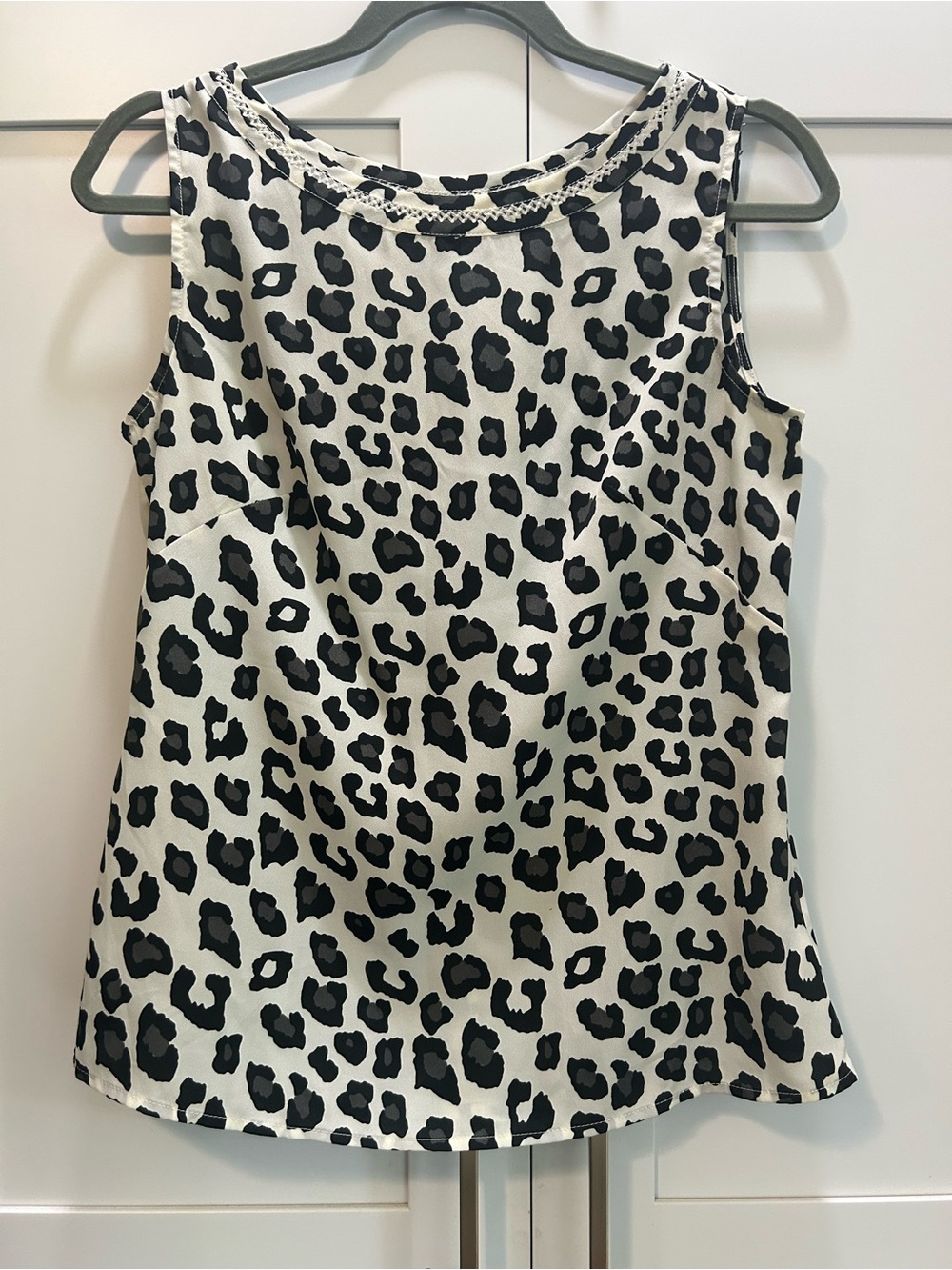 Merona Black & White Leopard Print Sleeveless Camisole